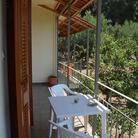 Petros Giatras - Apartament *