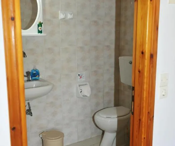 Petros Giatras - * 扎金索斯镇