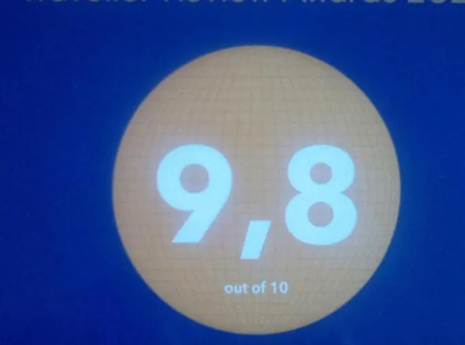 Petros Giatras - * 扎金索斯镇